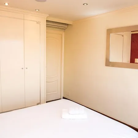 Apartment Splendid Gaudi Mercat Del Ninot Apartment *
