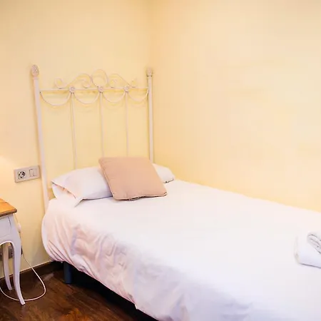 Apartment Splendid Gaudi Mercat Del Ninot Apartment Barcelona